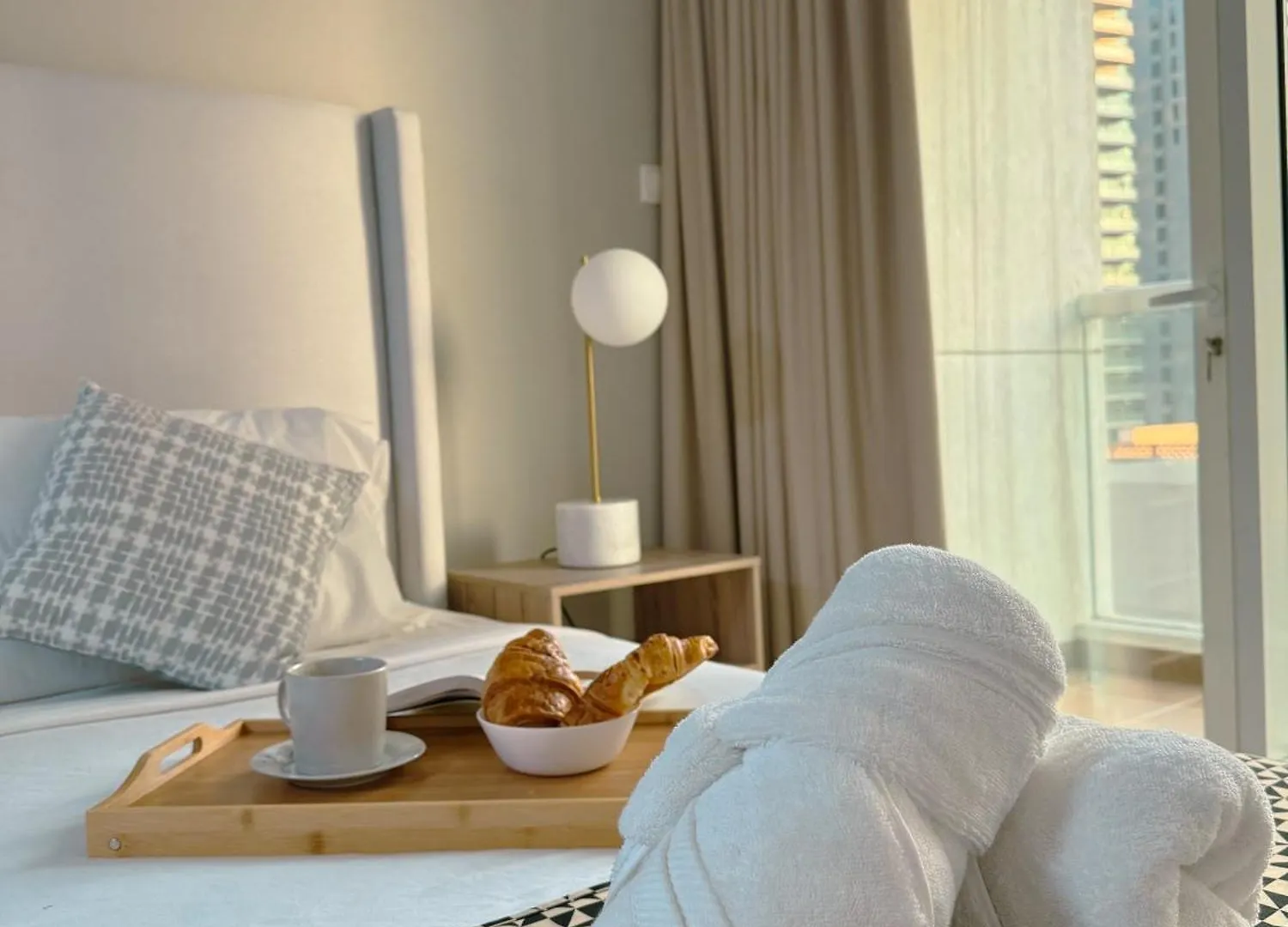 Apartment 5 Minutes Walk To Dubai Mall And Burj Khalifa